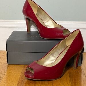 Bandolino Glossy Red Peep-Toe Heels